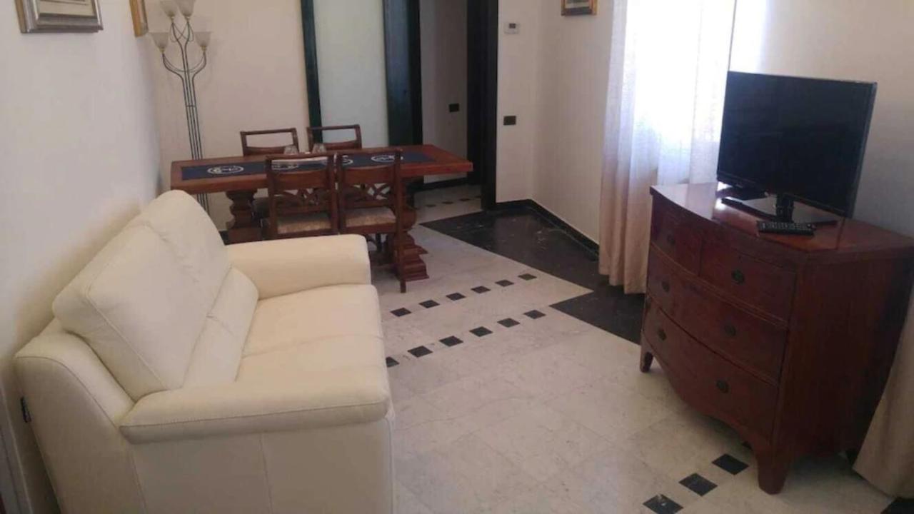 ヴェルナッツァCasa Carlaアパートメント エクステリア 写真